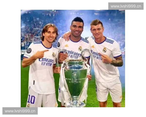 皇马与拜仁历次对决回顾 两大豪门欧冠赛场精彩碰撞 皇马与拜仁历次对决回顾 两大豪门欧冠赛场精彩碰撞